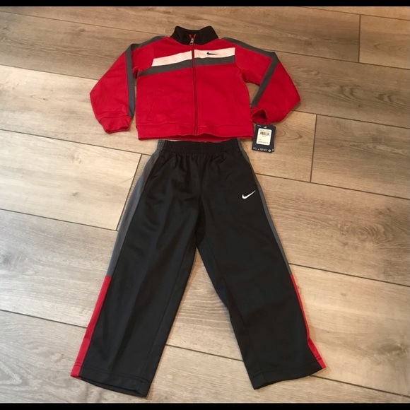 Nike Other - Boys 4T Nike 2 pc set Black & Red Tracksuit New MSRP $56